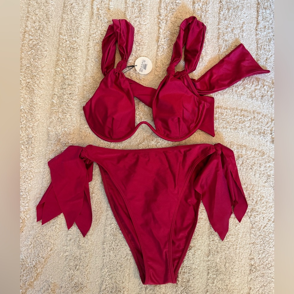 NWT Andrea lyamah Rai Bikini Set (top size M, bottom size L)